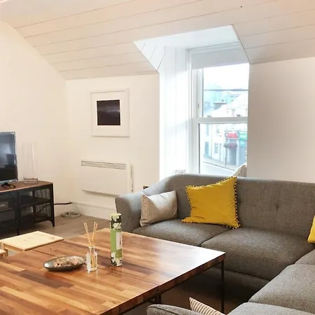Luxury Loft With Stunning Roof Garden Apartament